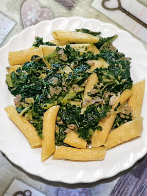 pasta cavolo nero e salsiccia