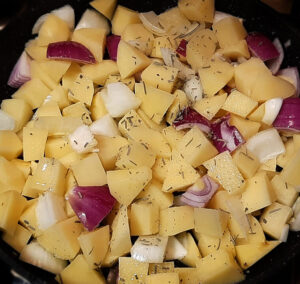 patate e cipolle in padella - cottura patate e cipolle in padella - cottura