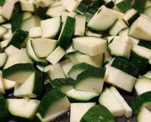 zucchine tagliate cubetti zucchine tagliate cubetti