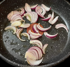cipolla in padella cipolla in padella