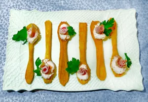 Cucchiaini di pasta sfoglia sfiziosi