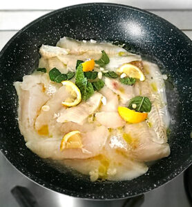 Filetti di merluzzo sfumati al vino