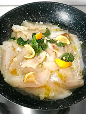 filetti di merluzzo sfumati al vino