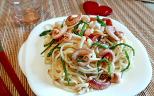 Spaghetti moscardini e salicornia