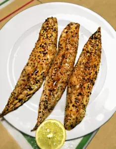 Filetti di sgombro gratinati al sesamo