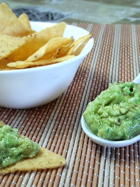 guacamole servito