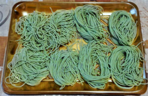 macchina per la pasta - spaghetti