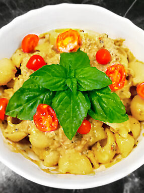 sugo freddo estivo pomodori e formaggio fresco -finito