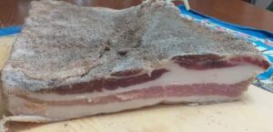 Pancetta fatta in casa