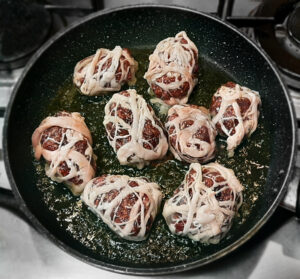 Polpette di fegato di maiale in rete