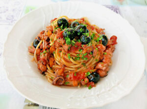 Spaghetti al sugo di polpo