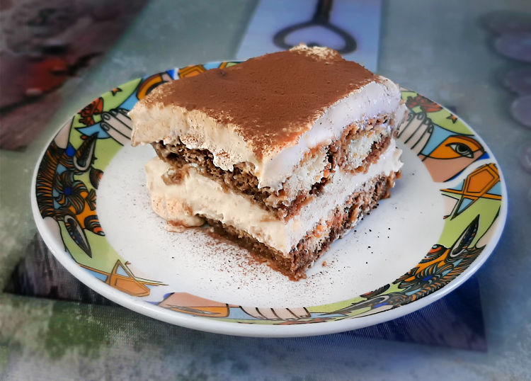 tiramisù servito