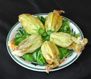 Fiori di zucca in pastella