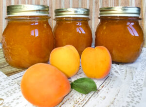 Marmellata di albicocche e lime