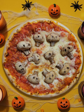 pizza coi fantasmi halloween