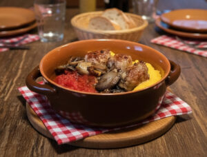 Polenta funghi e salsiccia