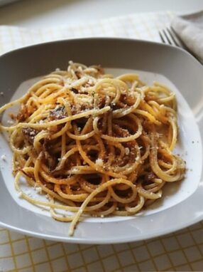 spaghetti acciughe alici