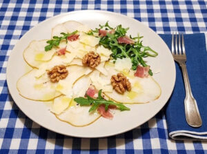 carpaccio pera speck grana