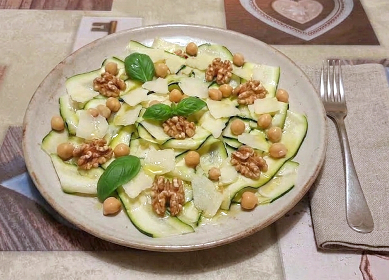 carpaccio zucchine ceci grana